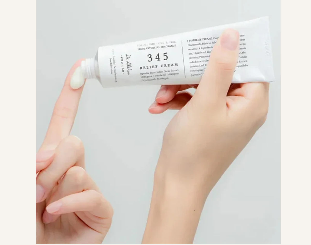 Dr. Althea 345 Relief Cream texture